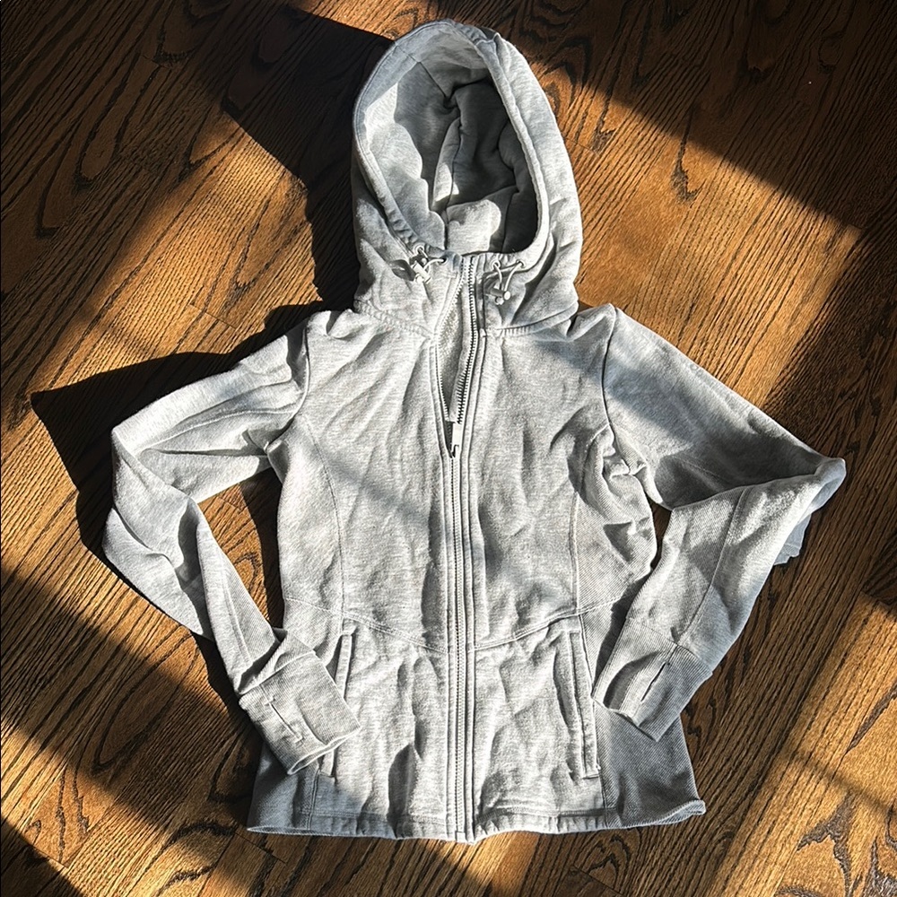 ALO zip fleece hoodie. Size XS slim cut